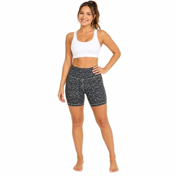 Old Navy Pants - Old Navy Active Powersoft Biker Shorts Size Large Athleisure Activewear Gym